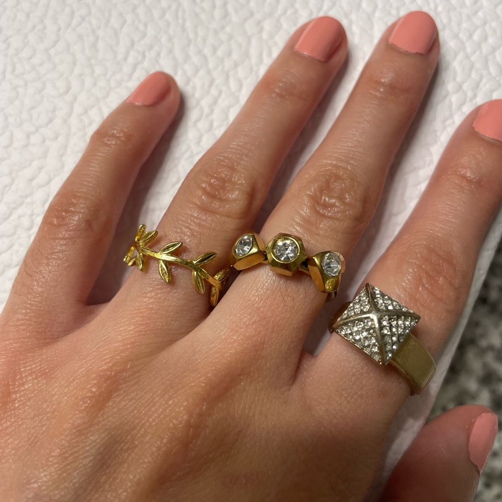 3 rings
